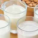 Wegańskie alternatywy dla mleka: przegląd